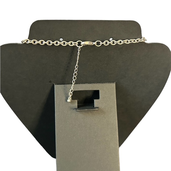 Fashion Necklace - Picture 3 of 4